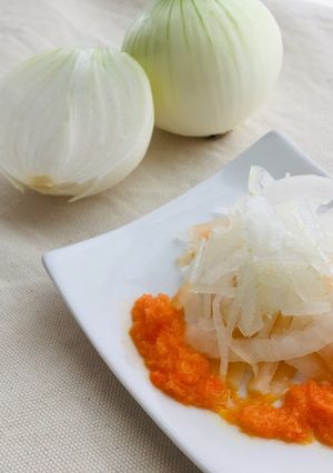 新玉ねぎのサラダ～にんじんドレッシング～-レシピのメイン写真