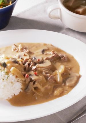 お店の味✽時短✽白いビーフストロガノフ-レシピのメイン写真