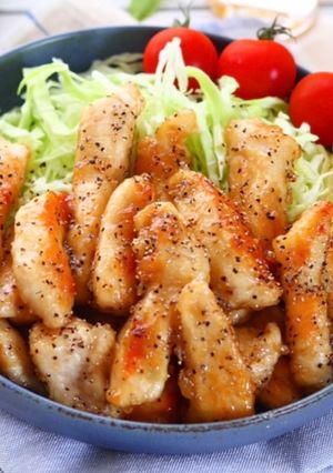 ボリューム満点！鶏むね肉のガリぽんバター-レシピのメイン写真