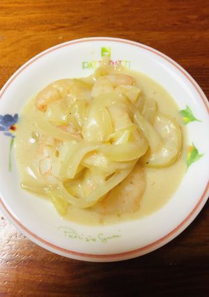 えびと玉ねぎの豆乳クリーム煮-レシピのメイン写真
