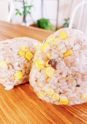 ツナコーンで和風おにぎり♡-レシピのメイン写真