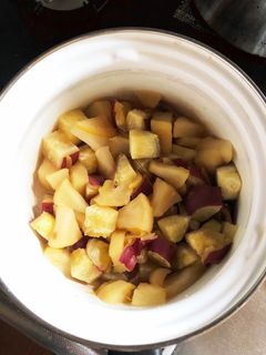 さつまいもとりんごの柚子茶煮-レシピのメイン写真