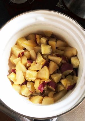 さつまいもとりんごの柚子茶煮-レシピのメイン写真
