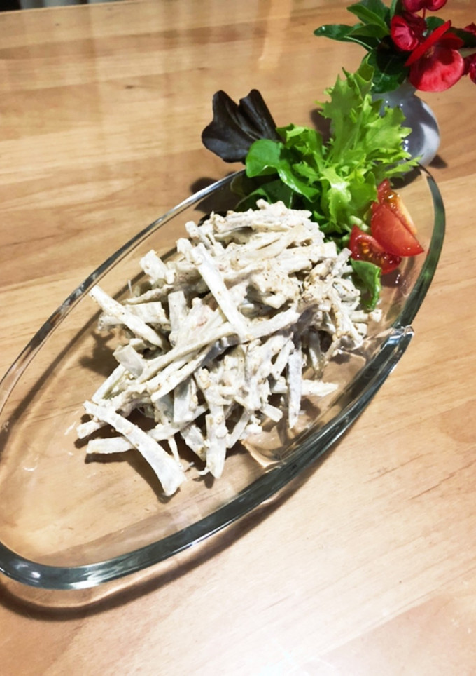 食物繊維たっぷり牛蒡のツナマヨ胡麻サラダ-レシピのメイン写真