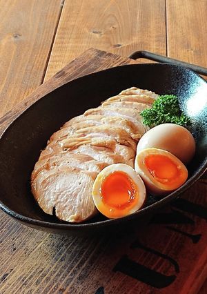 鶏むね肉で★お酒がススム鶏チャーシュー-レシピのメイン写真