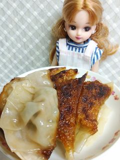 リカちゃん♡街中華風餃子ꕤ*。゚-レシピのメイン写真