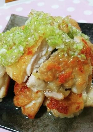 フライパンで簡単 鳥モモ肉のネギ塩ダレ-レシピのメイン写真