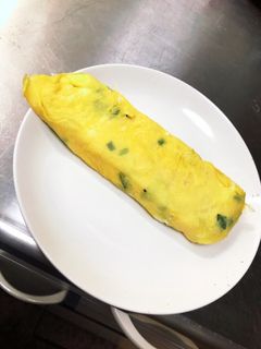 丸のフライパンで卵焼き-レシピのメイン写真