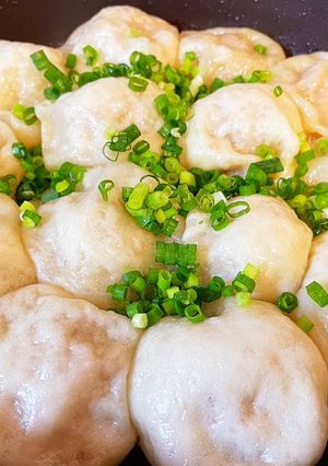 フライパンで皮から作る！焼き小籠包-レシピのメイン写真