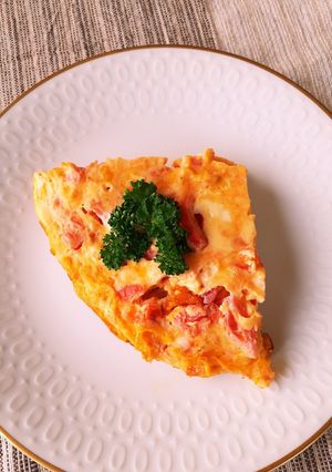 簡単！おいしい！洋風トマトチーズオムレツ-レシピのメイン写真