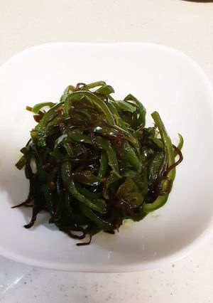 ご飯がススム！塩こんピーマン-レシピのメイン写真