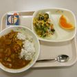 みんな大好き♪学校給食のカレーライス