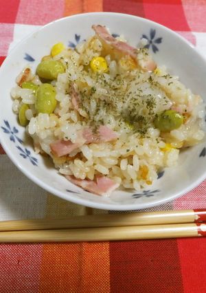 新玉葱まるごと炊き込みご飯-レシピのメイン写真