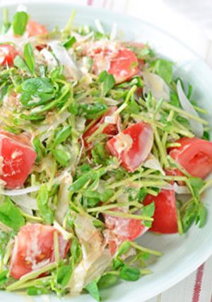 豆苗とトマトのマヨぽんサラダ-レシピのメイン写真