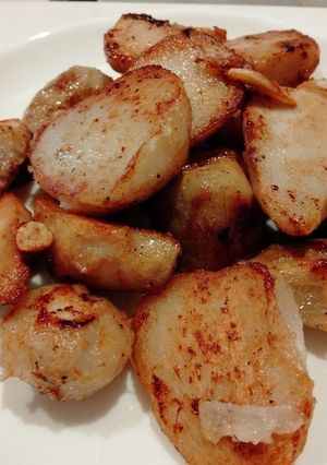 里芋のバターしょう油炒め-レシピのメイン写真