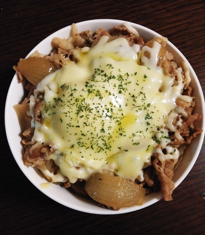 簡単☆チーズ牛丼 by チビももちゃん♥️ 【クックパッド】 簡単