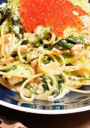 簡単サーモンとほうれん草のクリームパスタ-レシピのメイン写真