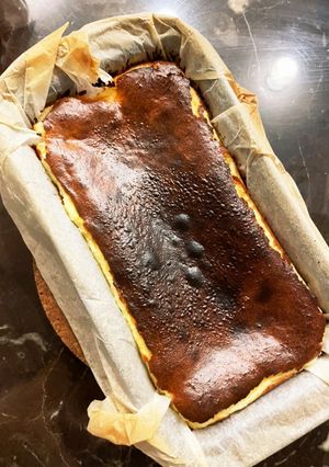 混ぜるだけ！バスクチーズケーキ-レシピのメイン写真