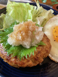 簡単ふわふわ♡おろしそ豆腐ハンバーグ-レシピのメイン写真