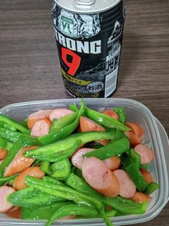 ソーセージとピーマンのコンソメ風味炒め-レシピのメイン写真