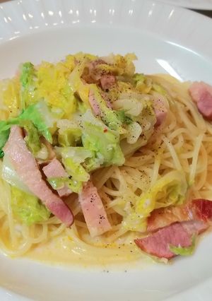 たっぷり春キャベツとベーコンのパスタ-レシピのメイン写真