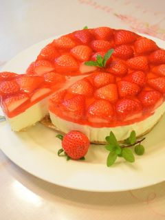 いちごのレアチーズケーキ-レシピのメイン写真