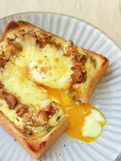 とろ〜り卵の辛鯖トースト-レシピのメイン写真