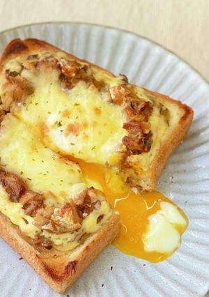 とろ〜り卵の辛鯖トースト-レシピのメイン写真