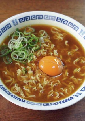 明星チャルメラでカレーラーメン-レシピのメイン写真