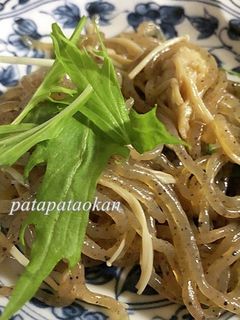 ダイエット中でも♡糸コンとエノキの炒め物-レシピのメイン写真