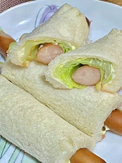 春キャベツとソーセージのロールサンド-レシピのメイン写真