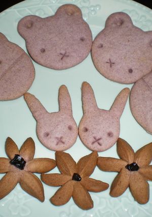 紫芋クッキー♪型抜きでも細工でもＯＫ♪-レシピのメイン写真