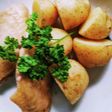 新じゃがと手羽先煮込み