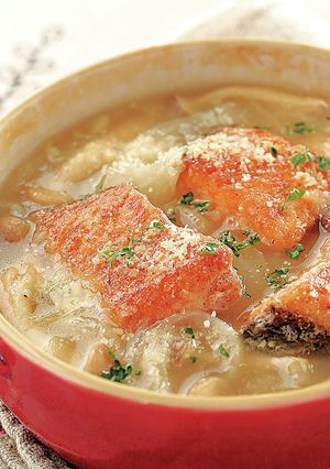 秋鮭のオニオングラタン風スープ-レシピのメイン写真