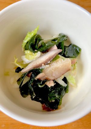 椎茸だし効いたワカメ、白菜、ツナの和え物-レシピのメイン写真