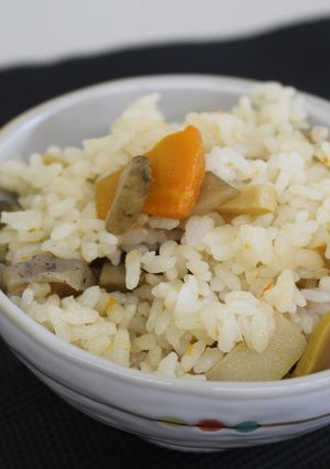 筑前煮アレンジ炊き込みご飯-レシピのメイン写真