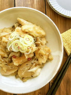 簡単♪やわらか鶏胸肉のさっぱりおろし煮-レシピのメイン写真