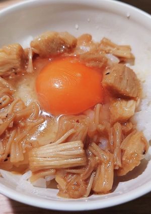 簡単エノキの石突きバターソテー(TKG)-レシピのメイン写真