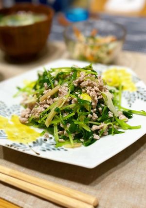 豚ひき肉と豆苗のナンプラー炒め-レシピのメイン写真