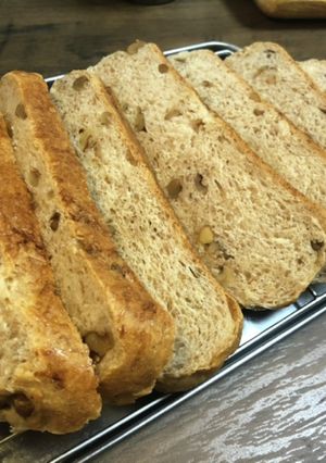 炊飯器で簡単！全粒粉メープルくるみパン-レシピのメイン写真