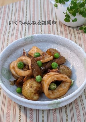 50．新じゃがとイカの甜麺醤煮-レシピのメイン写真