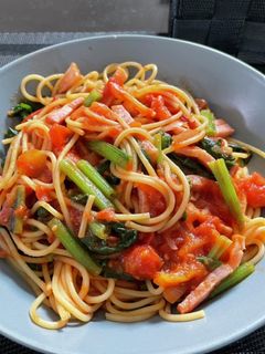 トマトとほうれん草のパスタ-レシピのメイン写真