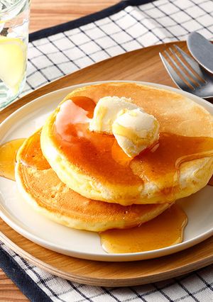 ヨーグルトでふわもち♪カフェ風パンケーキ-レシピのメイン写真