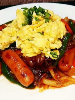 超簡単!ナポリタン風野菜炒め玉子乗せ!!-レシピのメイン写真