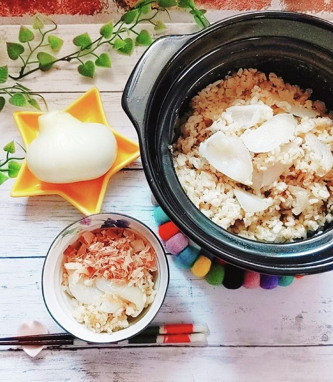 新玉ねぎの丸ごと、和風炊き込みご飯-レシピのメイン写真