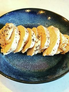 糖質オフ♪炊飯器で簡単鶏ハム☆-レシピのメイン写真