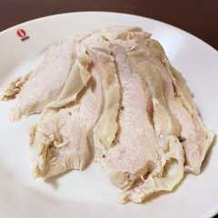 รูปของ 子供も食べれる☆手作りサラダチキン