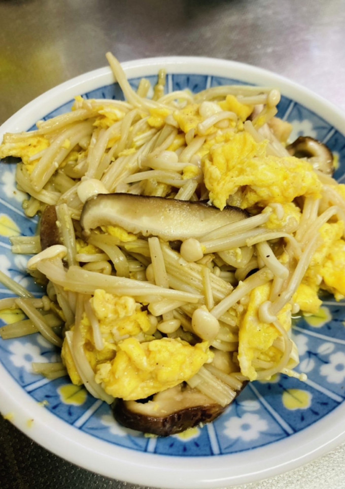 えのきとしいたけの卵炒め-レシピのメイン写真