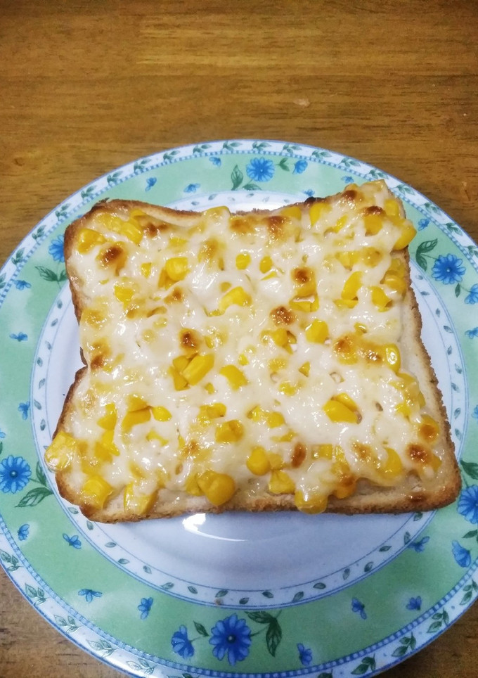 梨湖の超簡単!マヨコーントースト-レシピのメイン写真