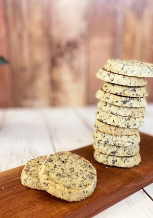 プロセッサーで混ぜるだけ♪黒ごまクッキー-レシピのメイン写真